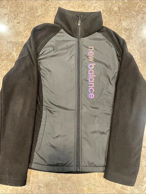 New Balance Black Fleece Jacket Size Medium metallic logo athletic